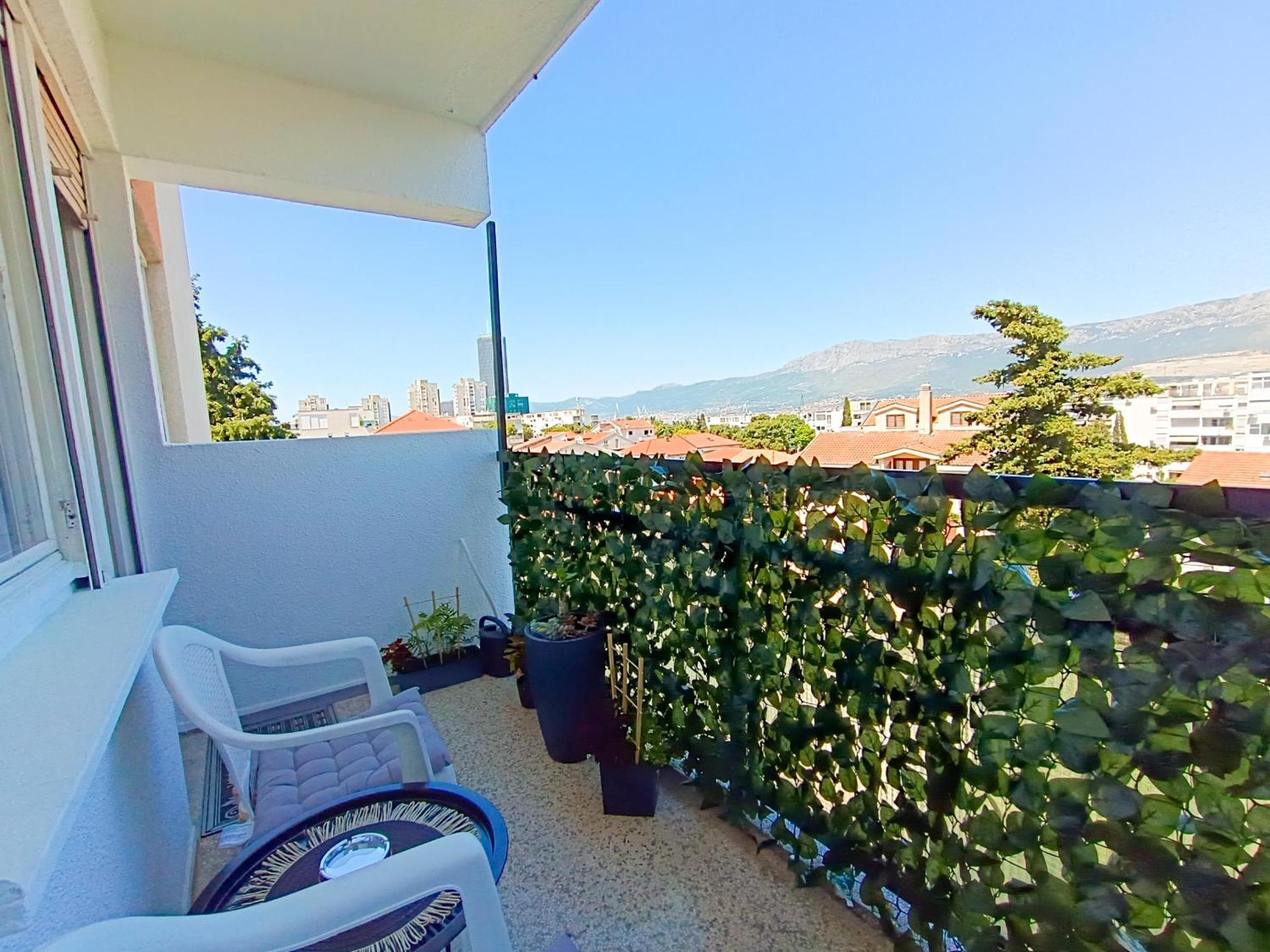 Apartamento Retro Split Exterior foto